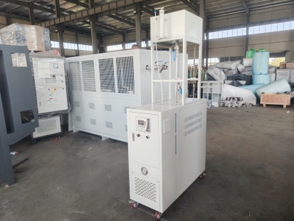 Entrega diaria | Controlador de temperatura de molde de aceite HOS-10-09 enviado a un cliente médico