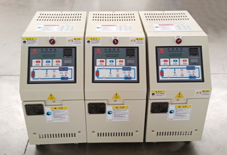 Controladores de temperatura de moldes de 9 kW terminados para Rusia