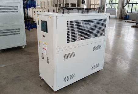 Enfriador de aceite refrigerado por aire listo para su envío a Corea del Sur.