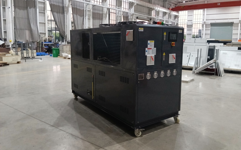 heating & cooling integrated machine