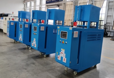 Cuatro controladores de temperatura de moldes de aceite de 30 kW terminados para Israel